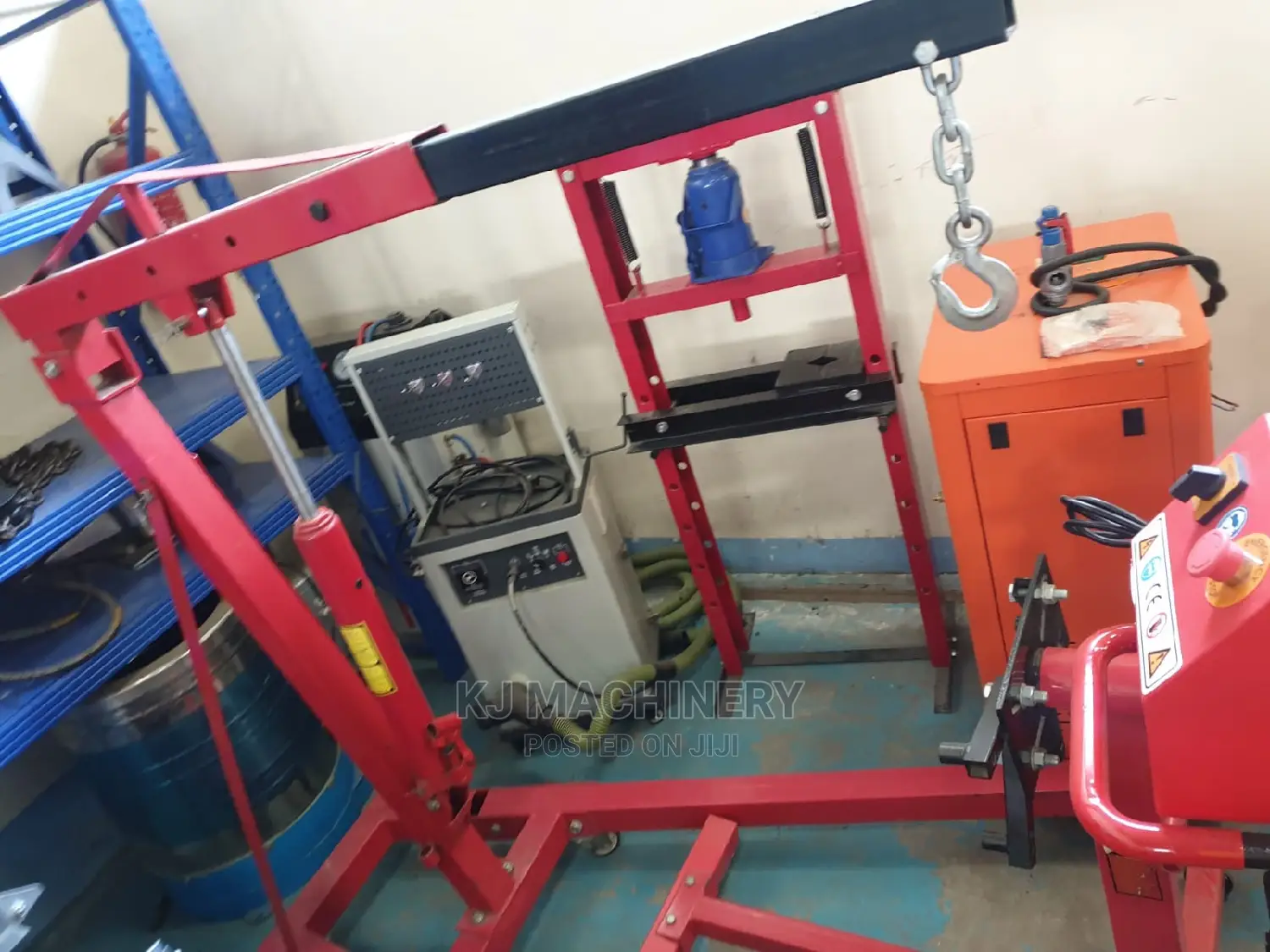 Engine Jack