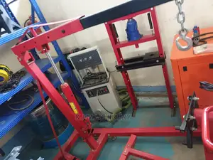 Engine Jack