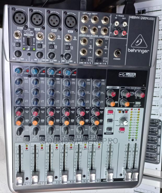 Behringer Q1204 USB Mixer - main view