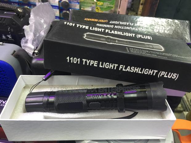 Electric Torch With Laser Pointer Flash - thumbnail 2