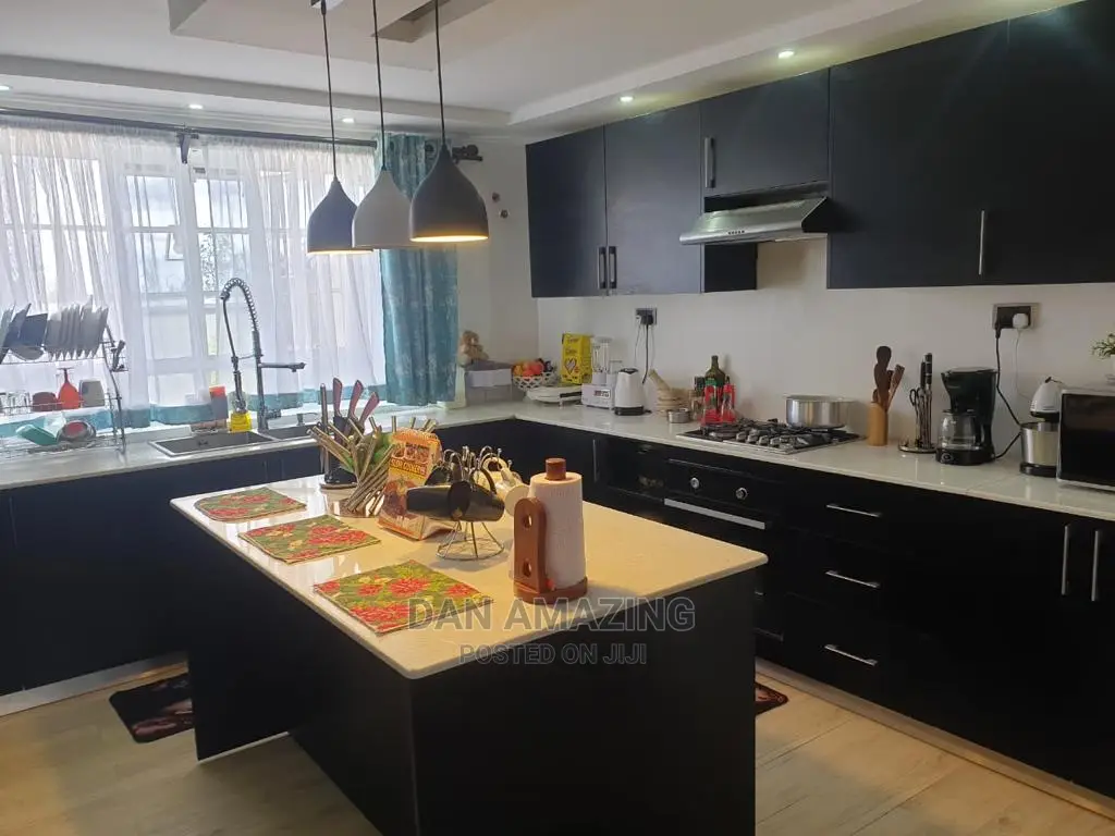 5bdrm Maisonette in Kitengela for sale
