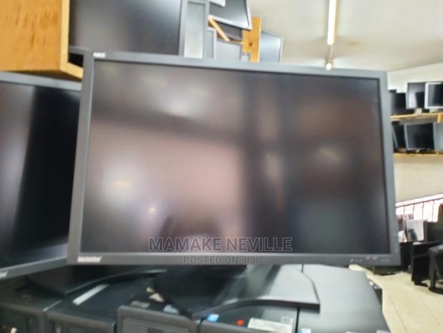 24 Inches Monitor With HDMI 7500 - thumbnail 3