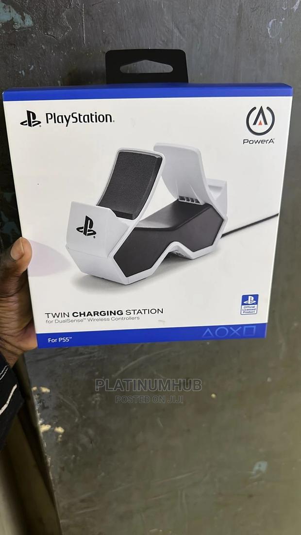 SONY Ps5 Twin Charging Station - thumbnail 3