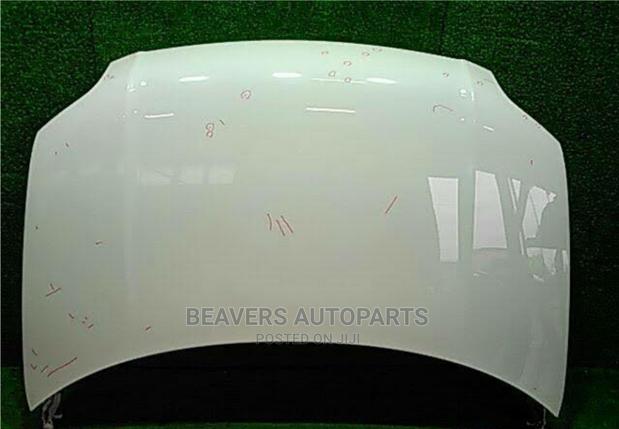 Toyota Rumion Bonnet