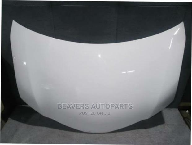 Axio/Fielder 161 2012-2014 Bonnet