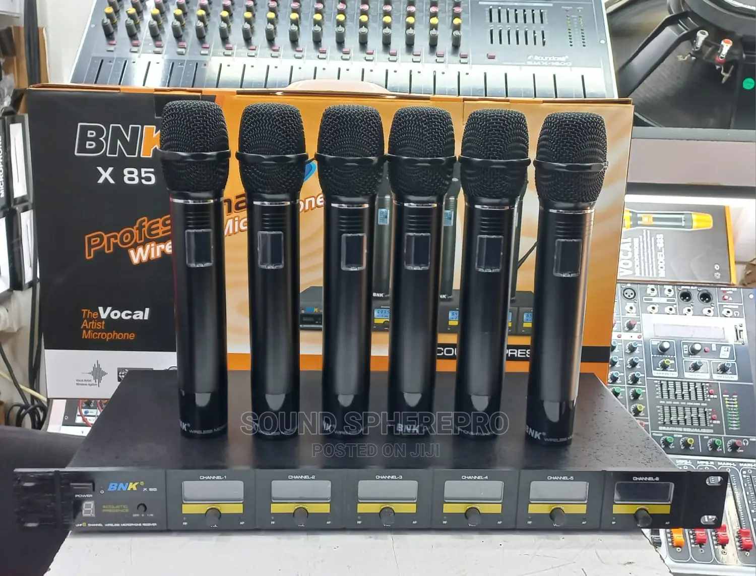BNK X85 6in1 Wireless Microphone