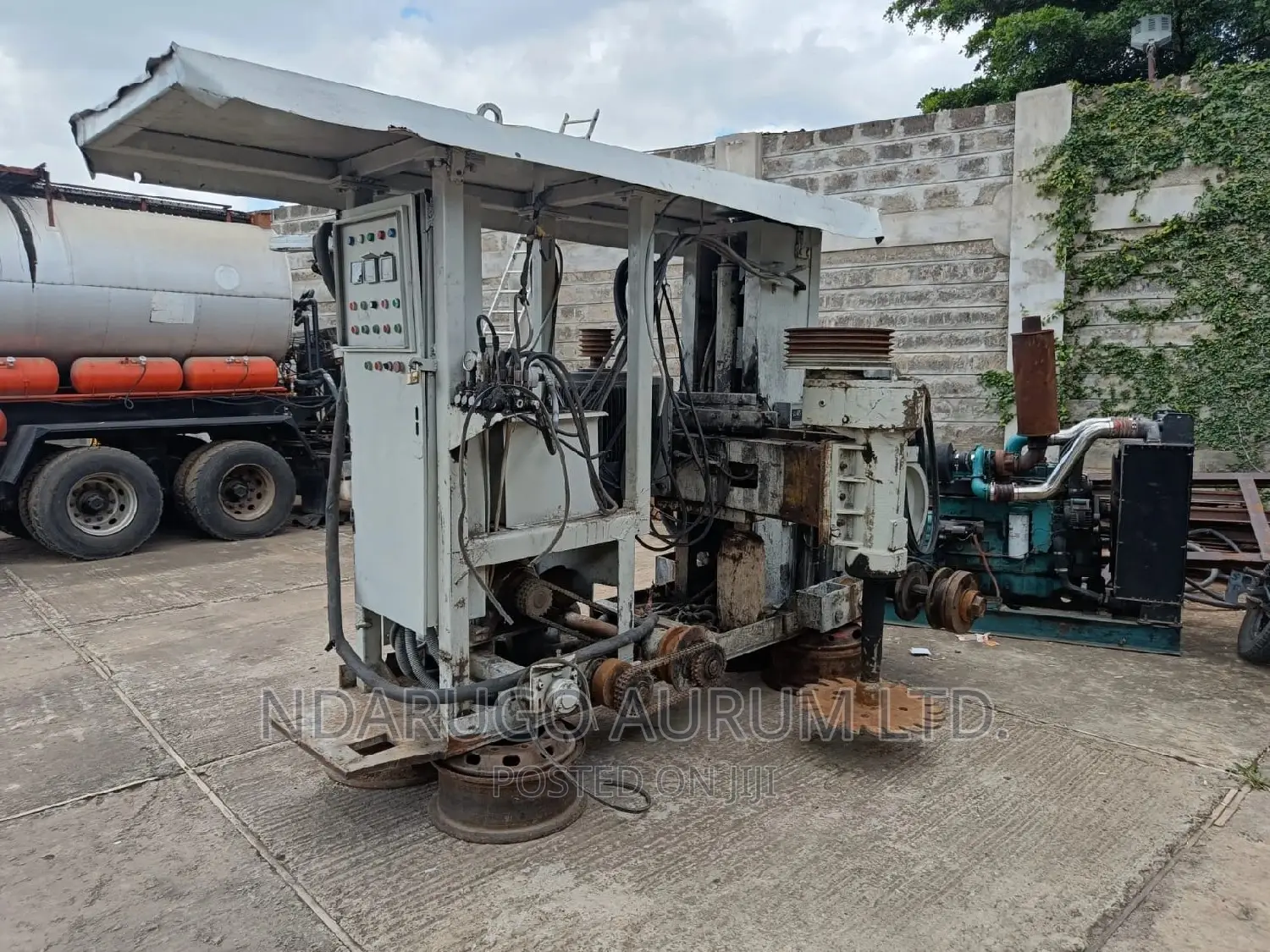 4.7m Xgma Stone Cutting Machine and Its Generator