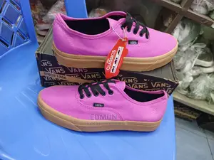 Pink Off The Wall Vans Rubber Shoes With Gumsole
