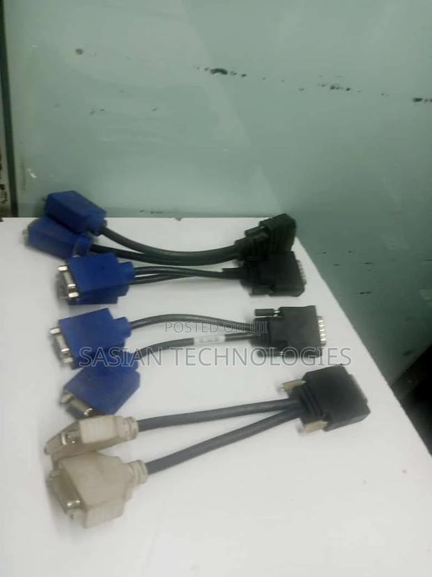 Dvi to VGA Splitter