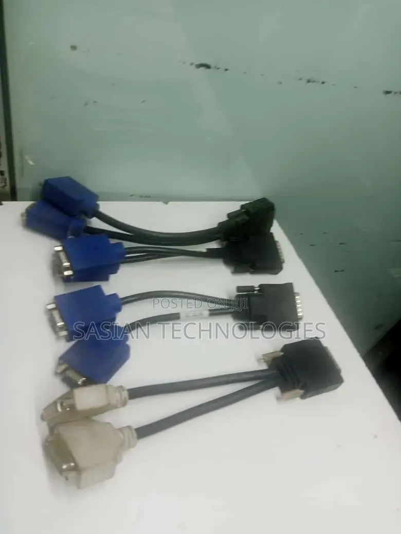 Dvi to VGA Splitter