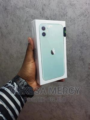 New Apple iPhone 11 128 GB Black - main view