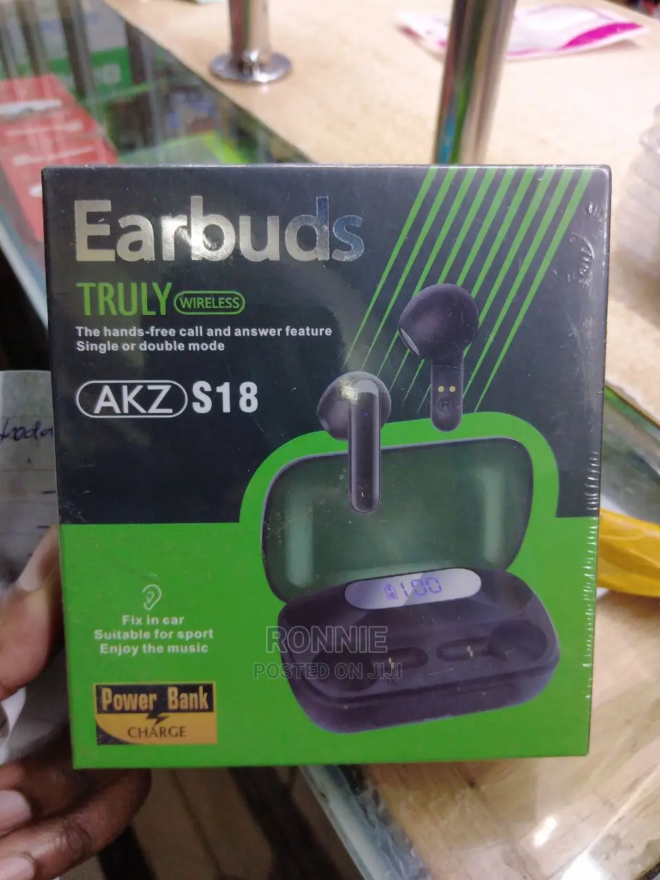 Bluetooth Wireless Earbuds With Charging Case