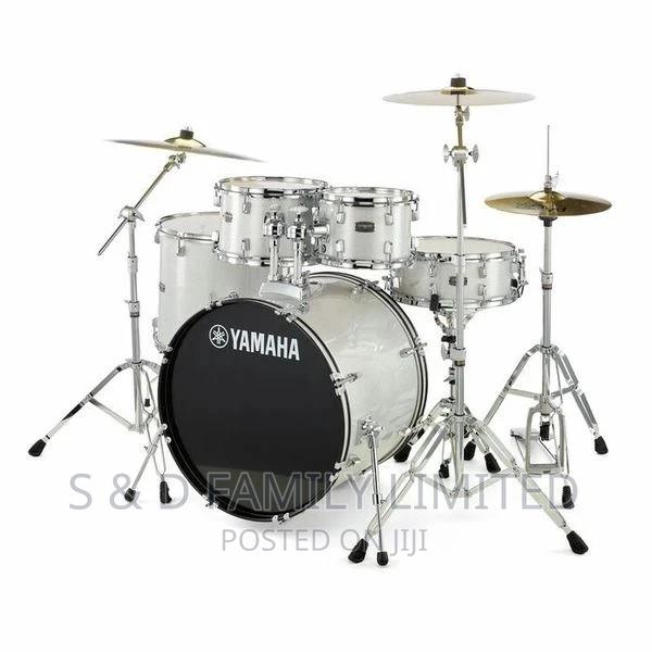 Yamaha Stage Custom Drumset - main view