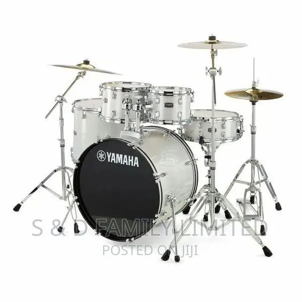 Yamaha Stage Custom Drumset