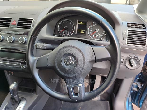 Volkswagen Touran 2016 Blue - thumbnail 4