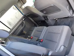 Volkswagen Touran 2016 Blue