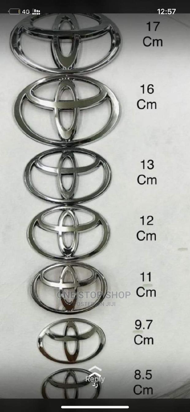 Different Sizes Grill Replacement Toyota Logos - main view