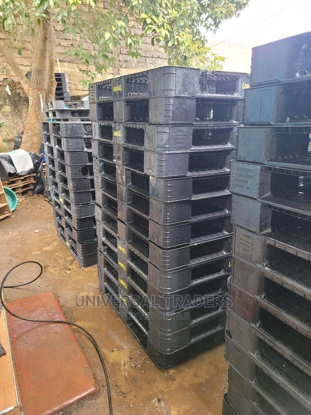 Imported Plastic Pallets - main view