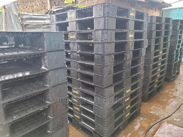 110cms by 110cms - Plastic Pallets - main view