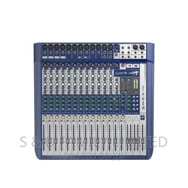 16 Channels Signature Mixer