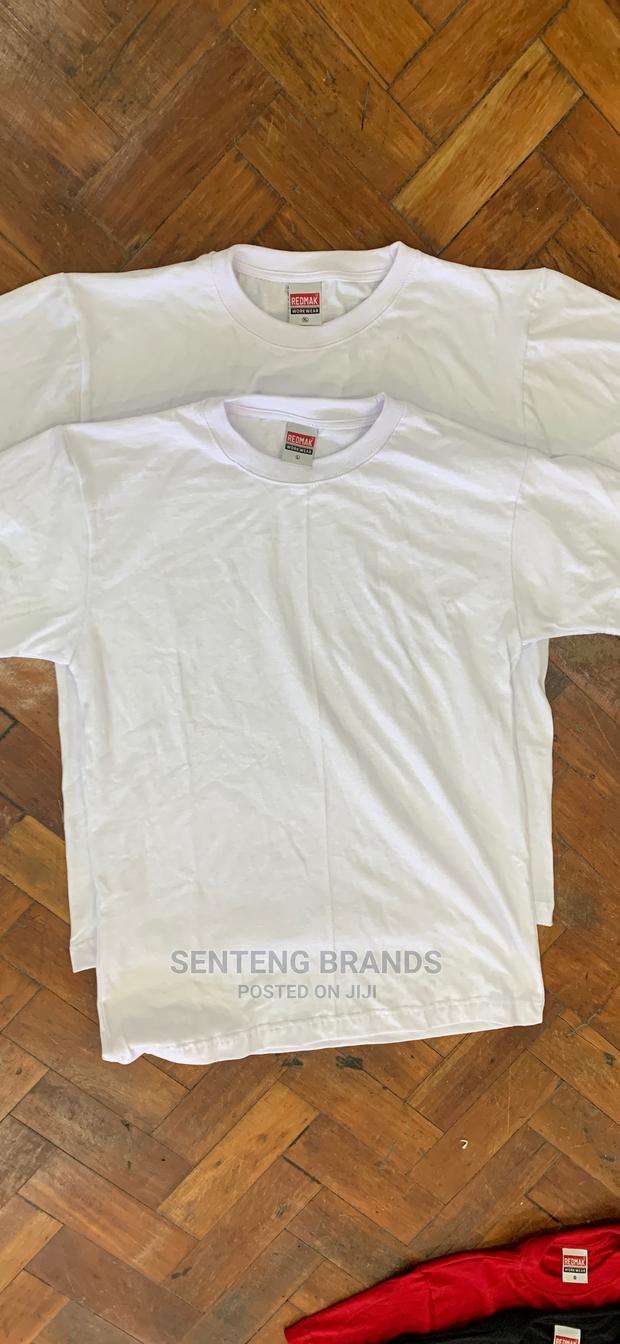 Pure White Plain Tshirts in Bulk - thumbnail 3