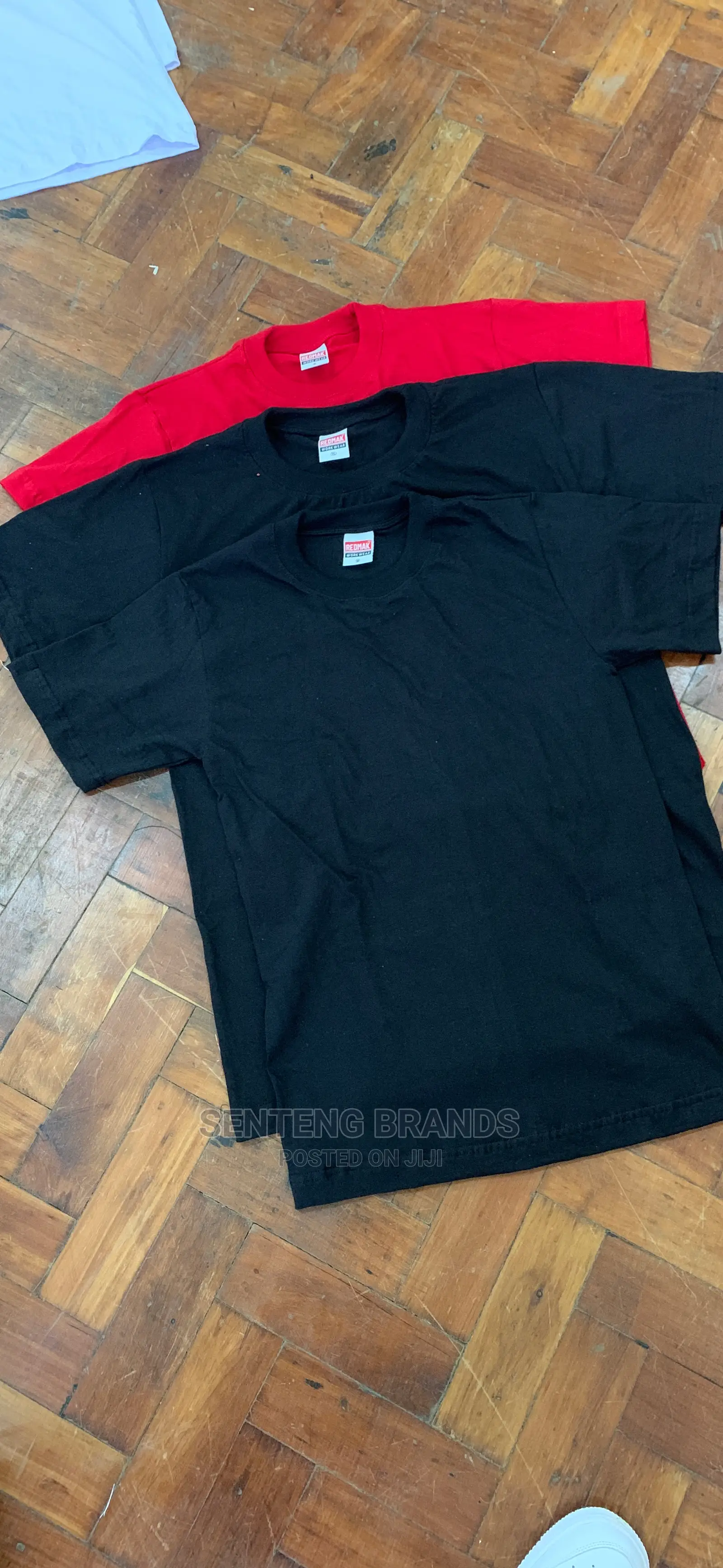 Black Plain Tshirts in Bulk