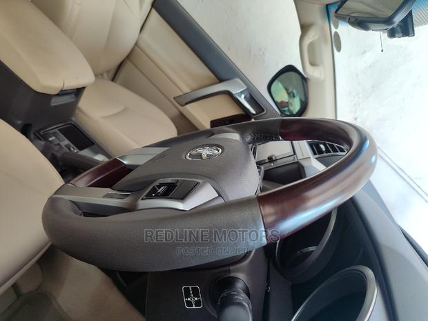 Toyota Land Cruiser Prado 2016 Red - thumbnail 3
