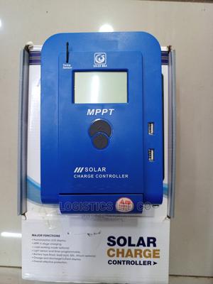 Solarmax MPPT Solar Charge Controller 12v-24v 40A - main view