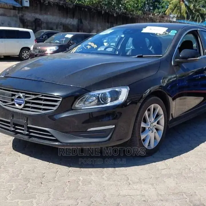 Volvo S60 T4 Base 2016 Black