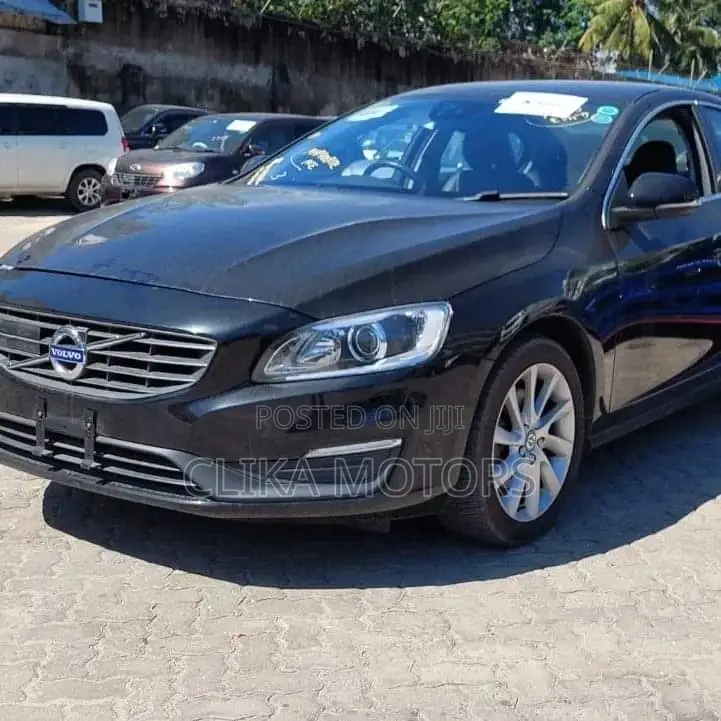 Volvo S60 T4 Base 2016 Black