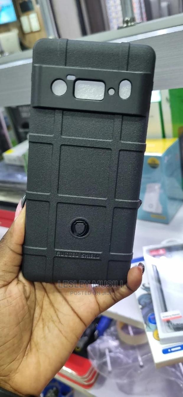 Google Pixel 6 Pro Back Cover Black - thumbnail 3
