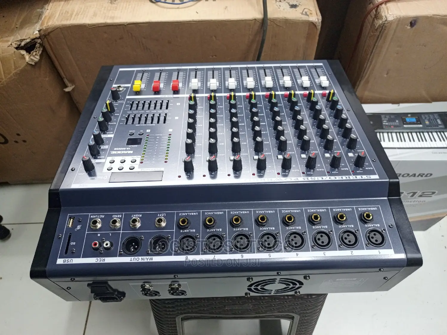 Mackie 8channel Powered Mixer
