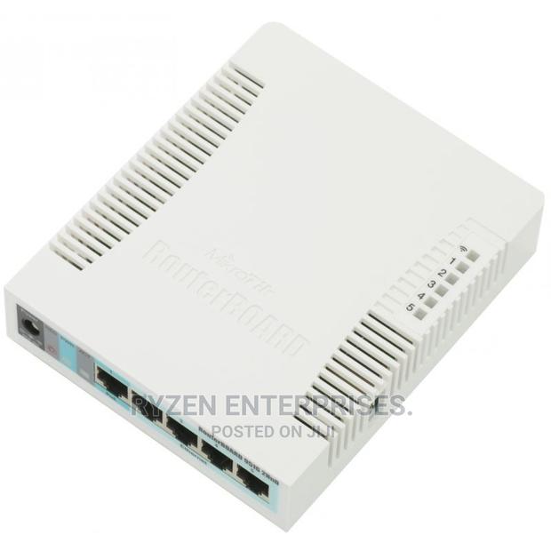 Mikrotic Router Rb951 - main view