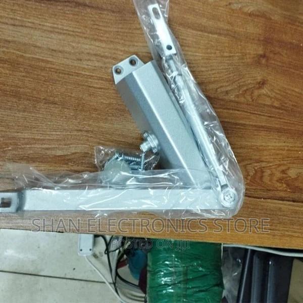Commercial _Grade Door Closer - main view