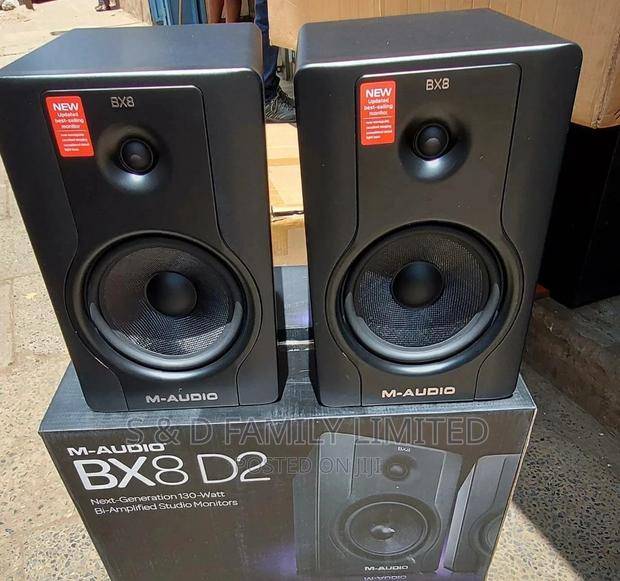 Bi Amplified Studio Monitors BX8 - main view