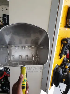Cement Sprayer - Pneumatic