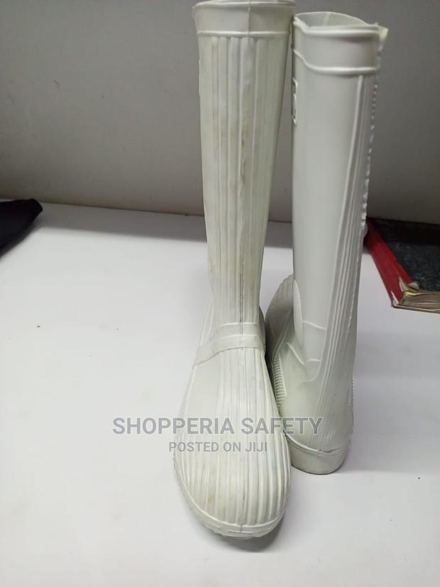 White Heavy Duty - main view