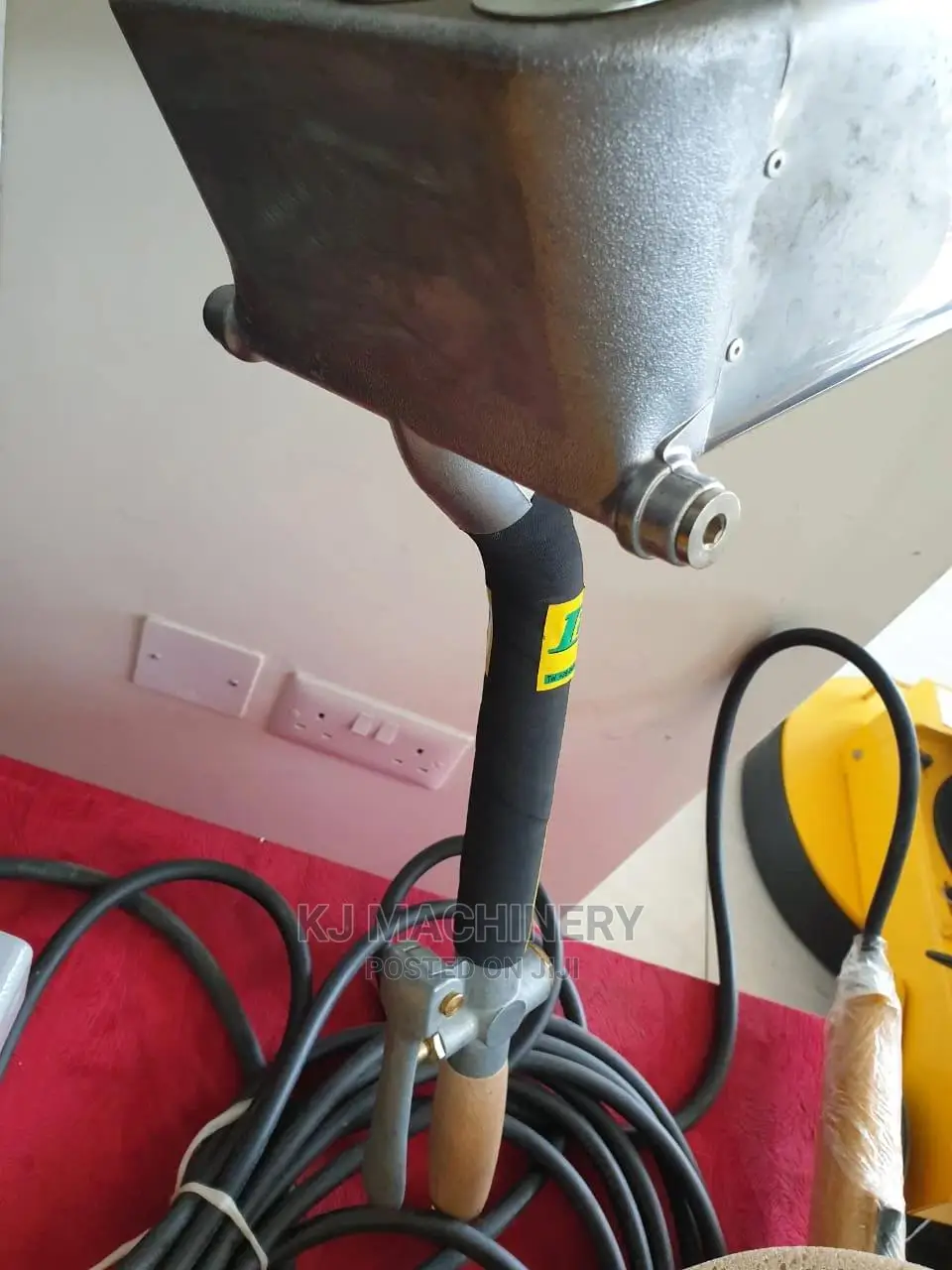Cement Sprayer - Pneumatic