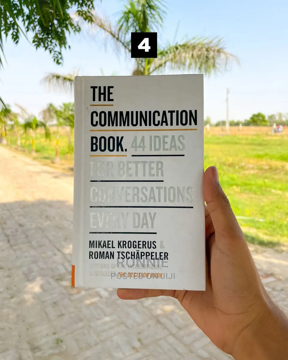 The Communication Book by Mikael Krogerus Roman Tschappele