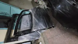 Noah 2015 New Model All Doors Available at Affordable Prices