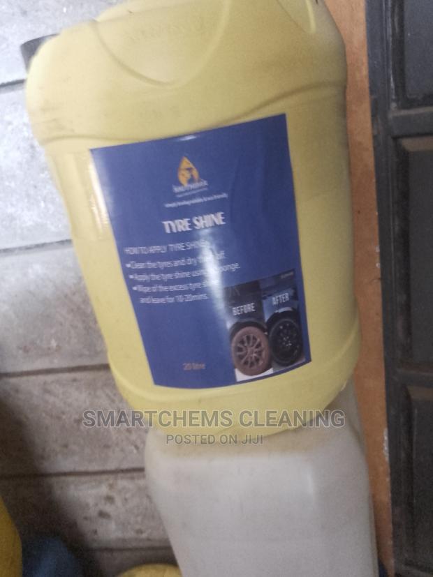 Tyre Shiner Polish - thumbnail 4