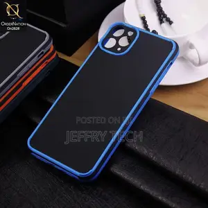 Autofocus iPhone 11 Cover (Black Case)