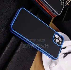 Autofocus iPhone 11 Cover (Black Case)
