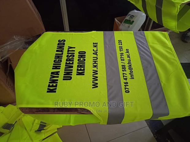 High Quality Yellow Reflector Vests - thumbnail 5