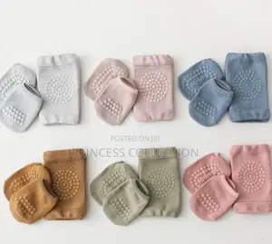 Anti Slip Kids Knee Pad With Matching Socks