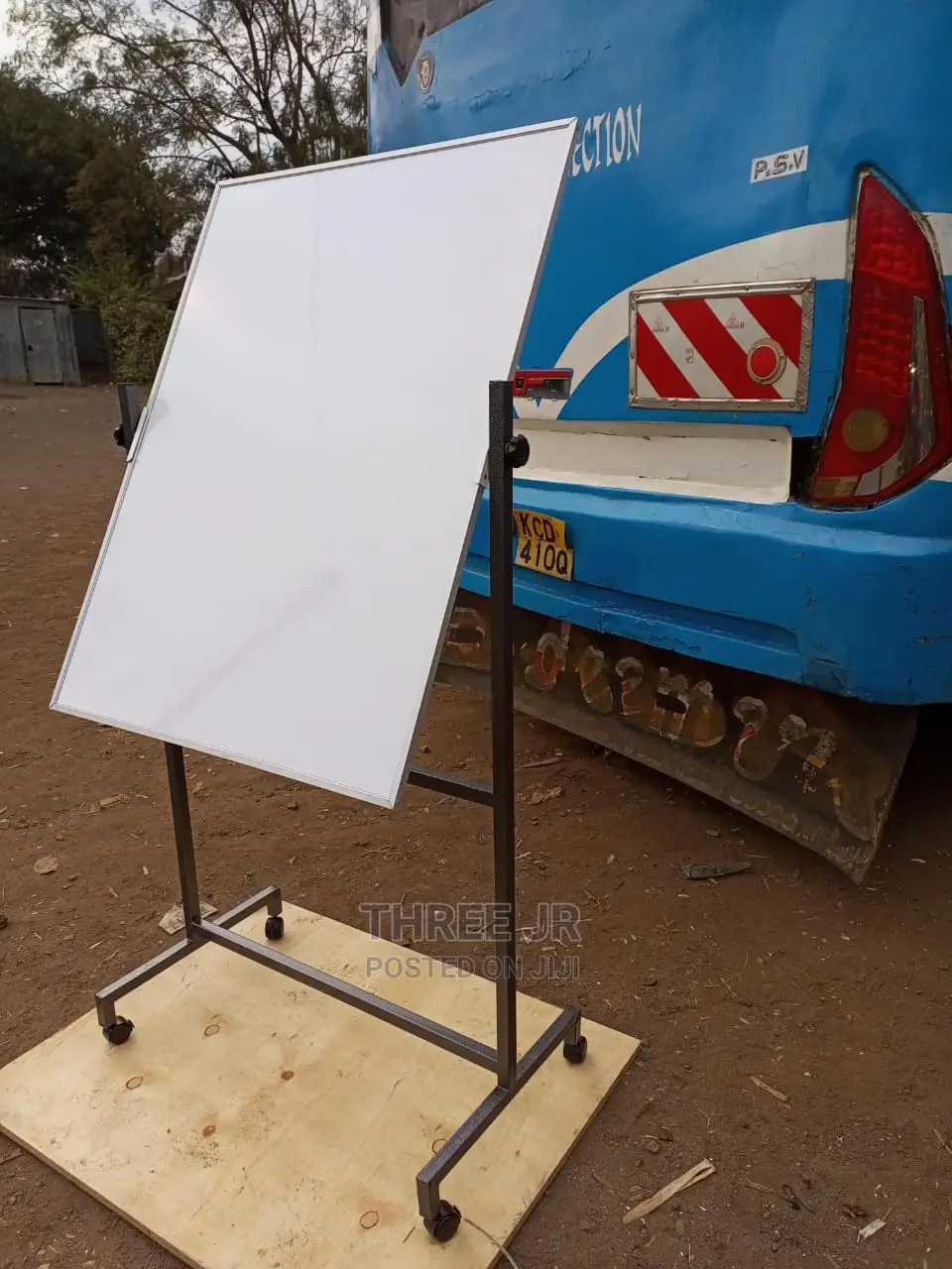 Double Sided Rotational Whiteboard With Stand