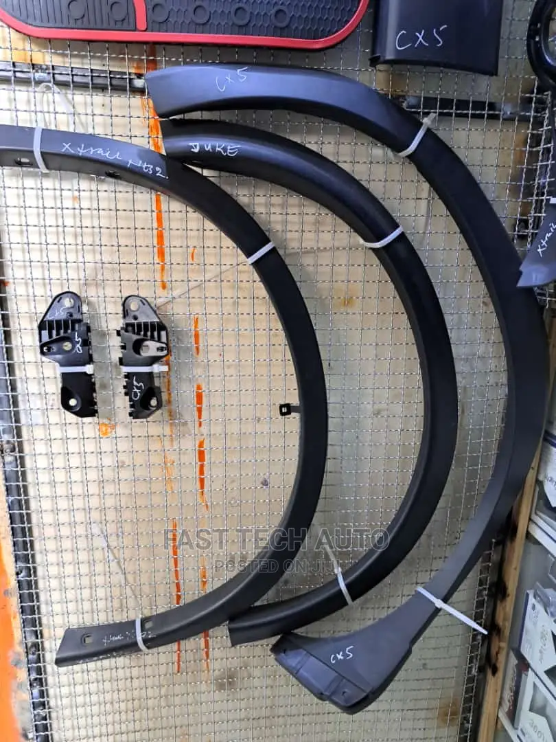 X Trail Nt32 Wheel Moulding
