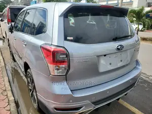 Subaru Forester 2017 Silver
