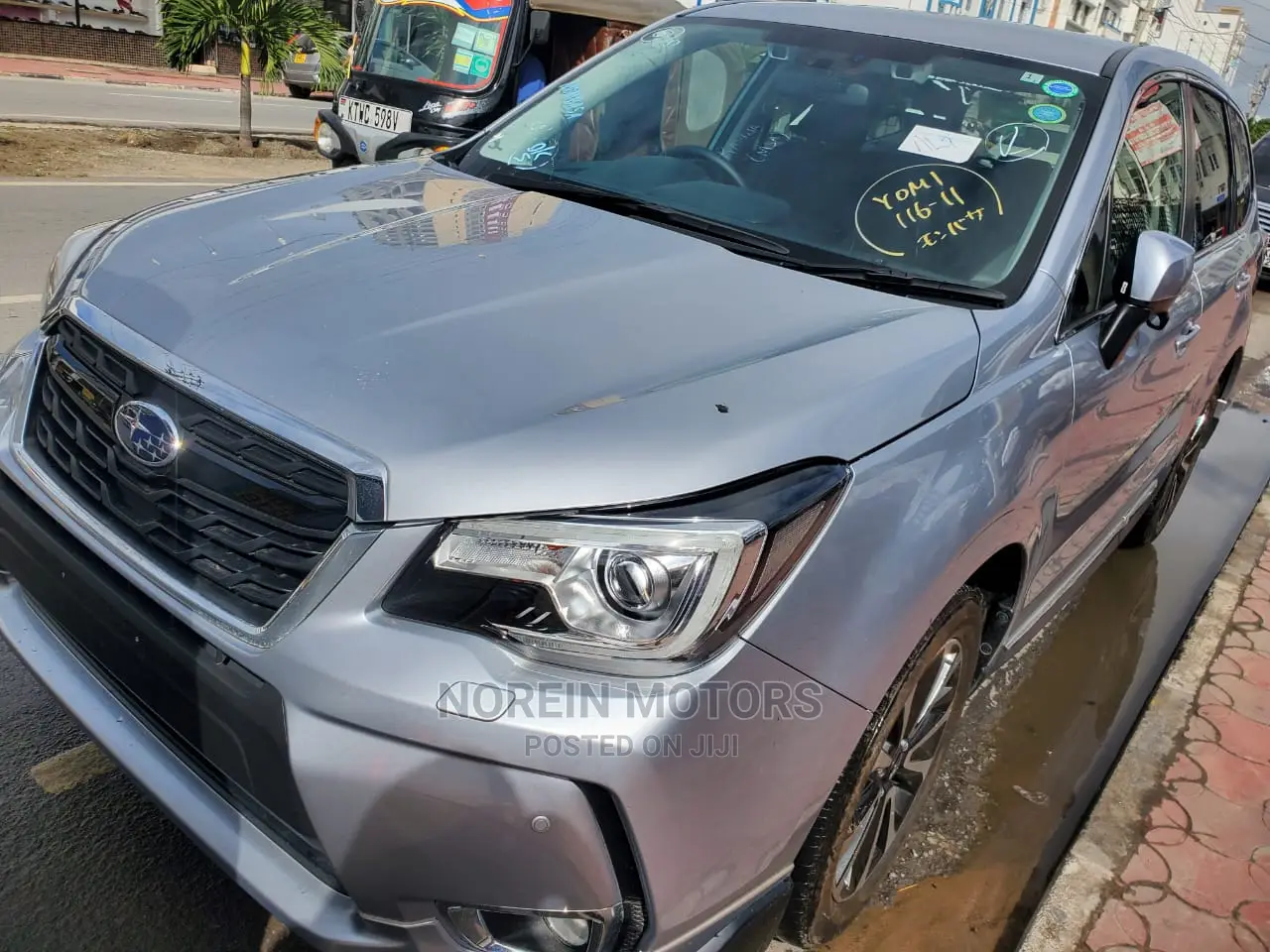 Subaru Forester 2017 Silver