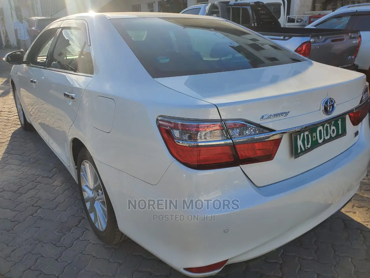 Toyota Camry 2017 Off White